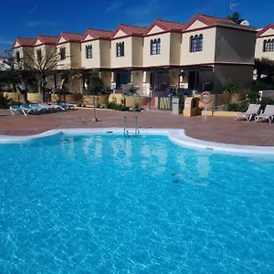 https://fuerte-premium-blue.hotelsfuerteventura.org